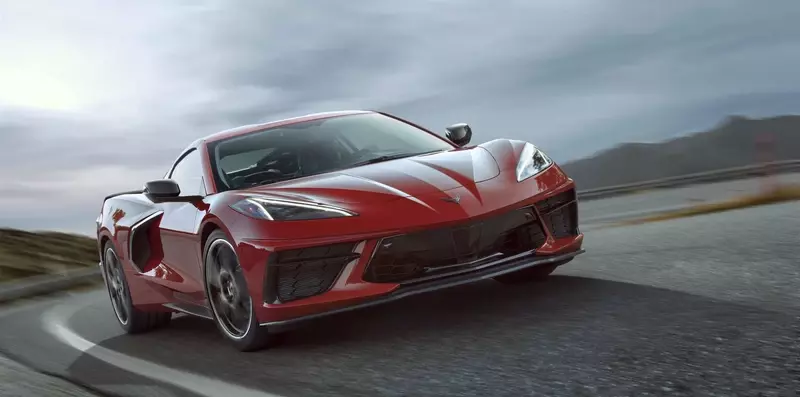 2020 Chevrolet Corvette Stingray laps the Nürburgring in 7:29.9.