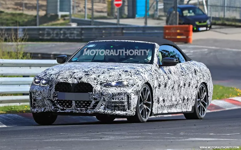 Spy shots and video of the 2021 BMW 4 Series Convertible.