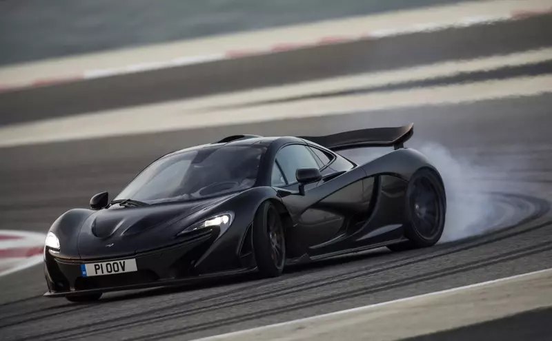 The successor to the McLaren P1 will appear in 2024.