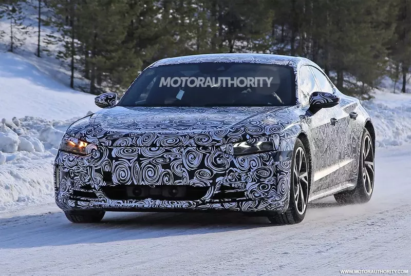 2022 Audi E-Tron GT Spyshot.