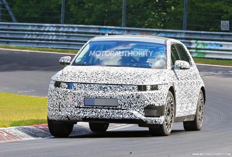 Spy shot of the 2022 Hyundai Ioniq 5