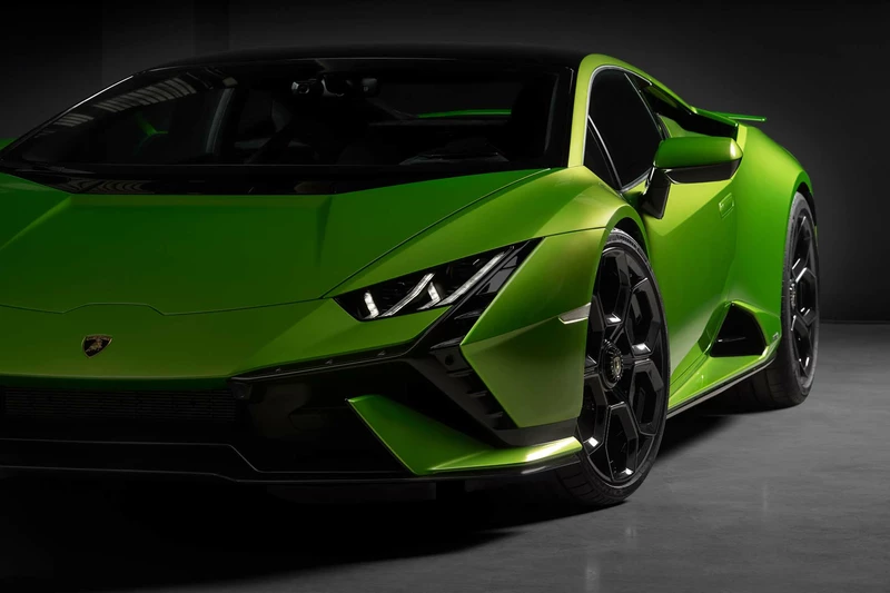 Lamborghini Huracán successor downsized to a V8 turbo?