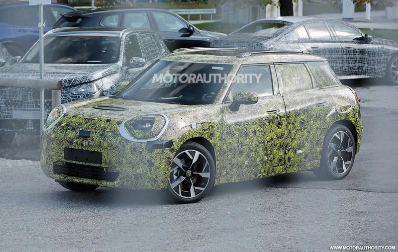 2025 Mini Aceman Spy Shots: New Electric Crossover Spotted