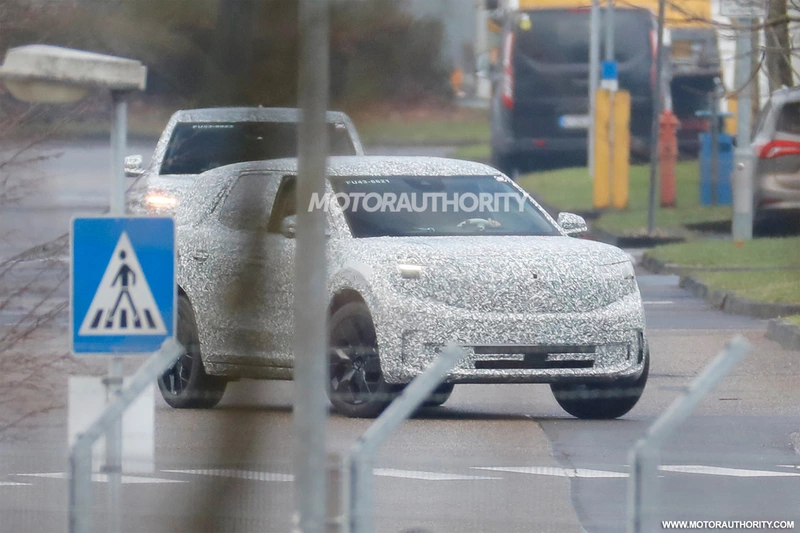 Spy shots of the 2023 Ford MEB-based electric crossover.