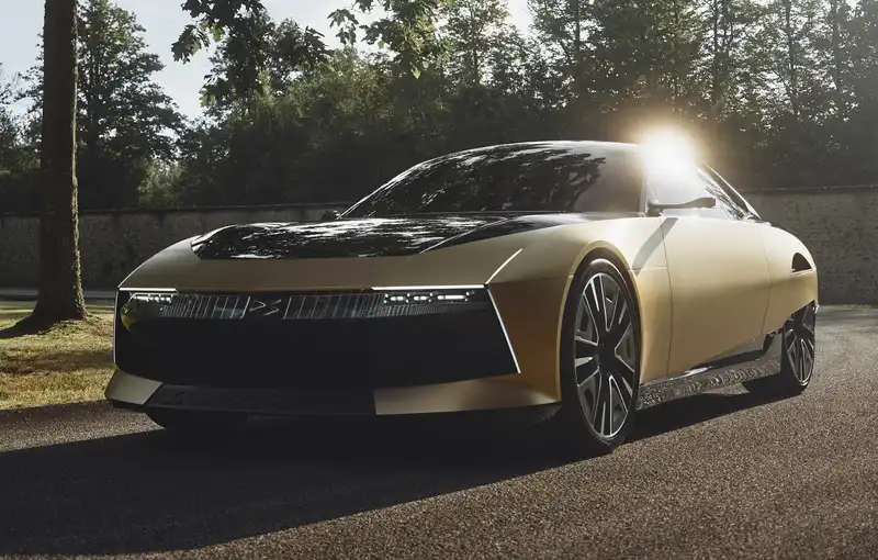 Modern Citroen SM as imagined by DS