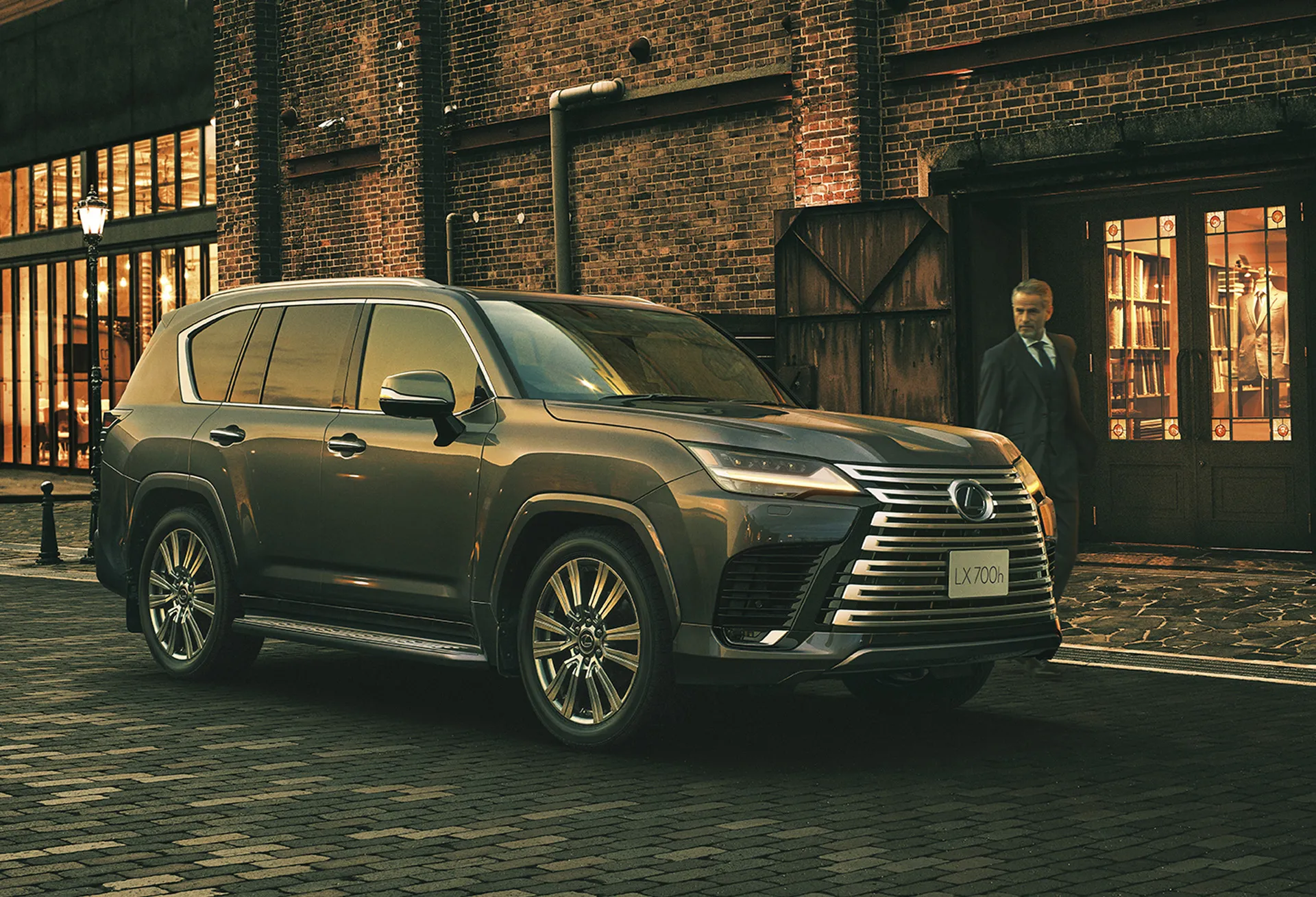 2025 Lexus LX reveals new LX 700h Hybrid flagship